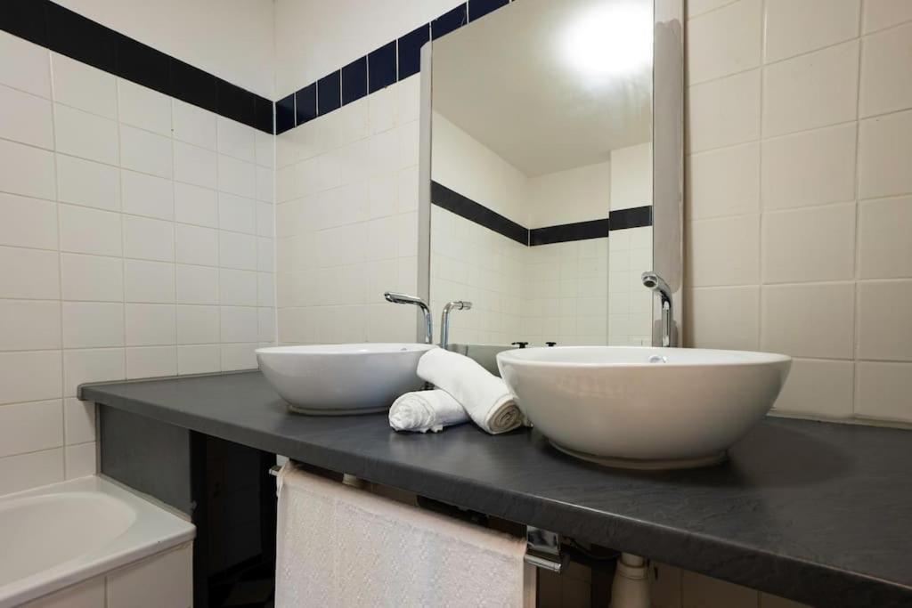 Stylish 2 Floor Penthouse • 15 Min To City Center Wien Exterior foto