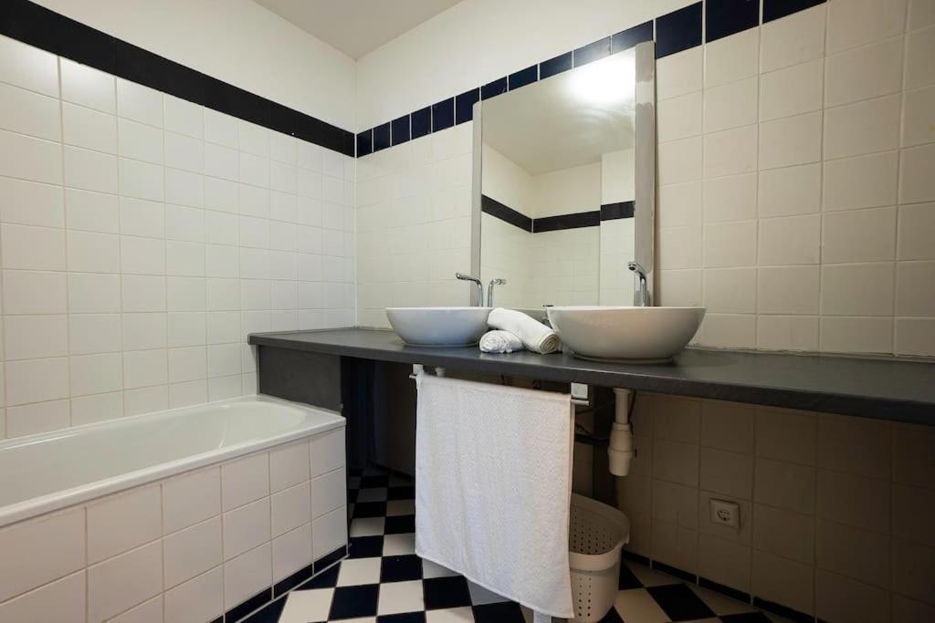 Stylish 2 Floor Penthouse • 15 Min To City Center Wien Exterior foto